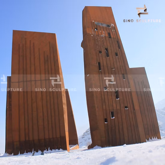 Énorme patine de surface de sculpture en acier Corten